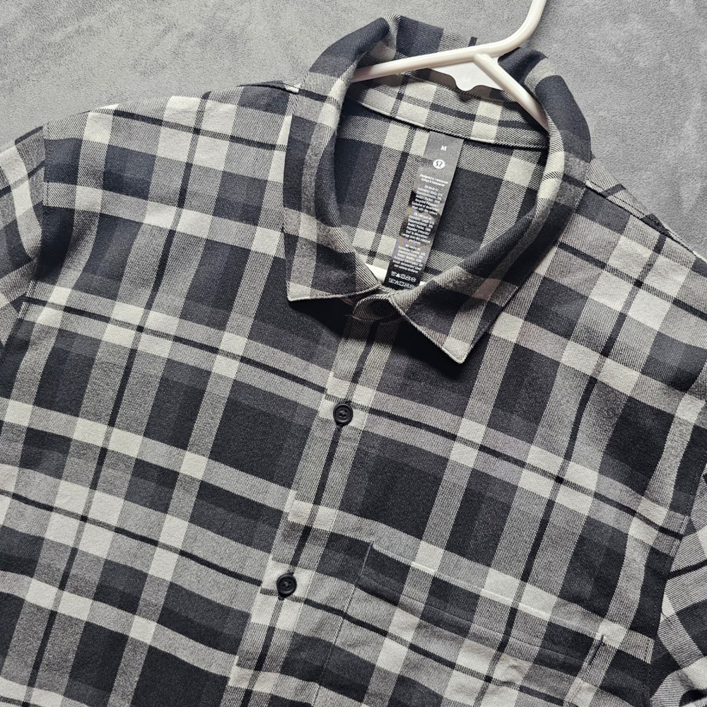 Lululemon‎ Made This Plaid Woven Shirt Black PSTD Relaxed Fit LM3FSFS Mens M NEW